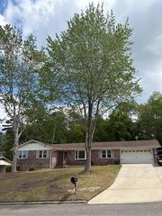 1915 Courtney Drive, North Augusta, SC 29841