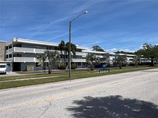 4715 BAY STREET NE 235, St Petersburg, FL 33703