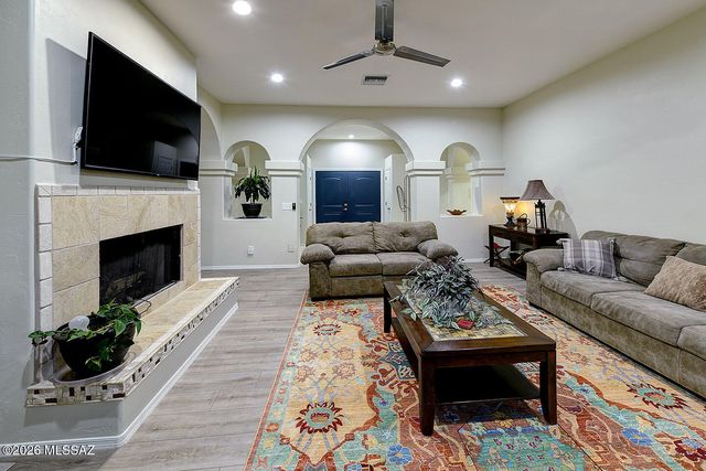 9771 E Vista Montanas, Tucson, AZ 85749