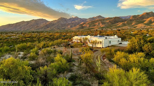 9771 E Vista Montanas, Tucson, AZ 85749