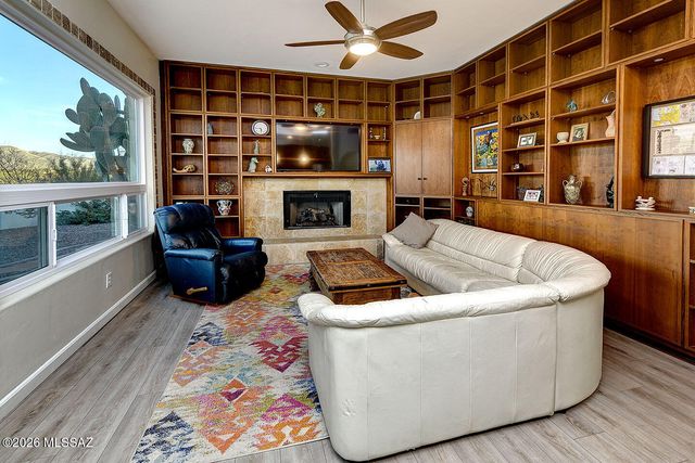 9771 E Vista Montanas, Tucson, AZ 85749