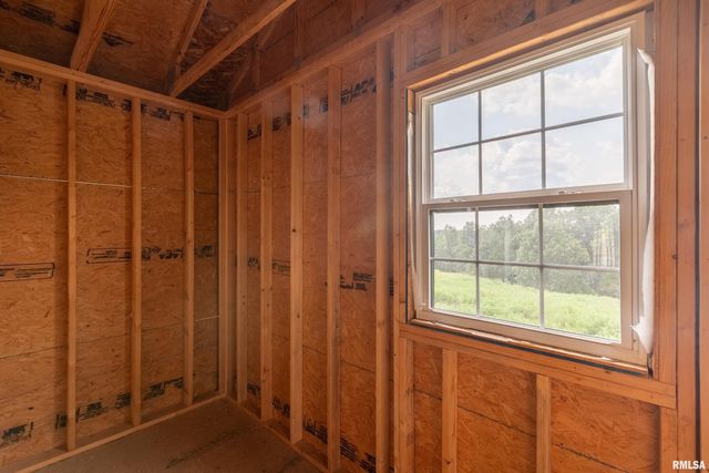 9975 Route 37 Route, Goreville, IL 62939