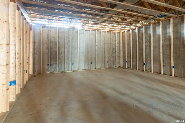 9975 Route 37 Route, Goreville, IL 62939