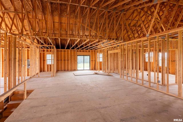 9975 Route 37 Route, Goreville, IL 62939