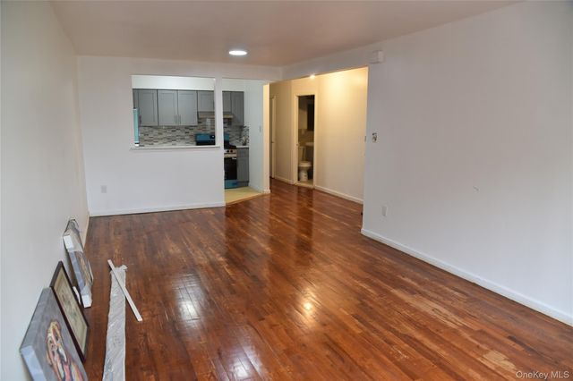 3304 Wickham Avenue, Bronx, NY 10469