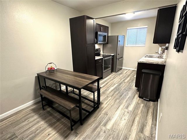 1741 Gascony Parc Drive, Lake St Louis, MO 63367