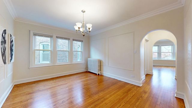 6738 N Rockwell Street 2, Chicago, IL 60645