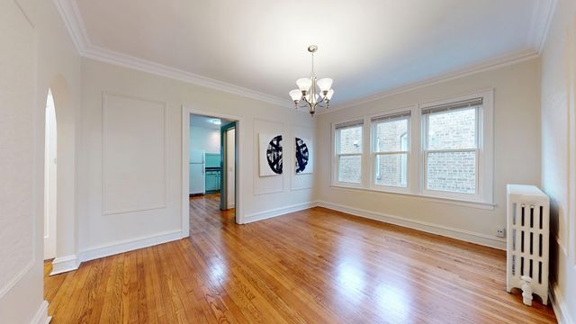 6738 N Rockwell Street 2, Chicago, IL 60645