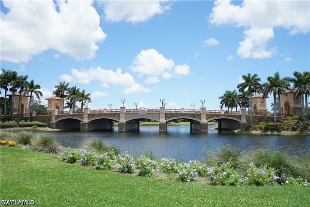 9517 Avellino WAY 2221, Naples, FL 34113