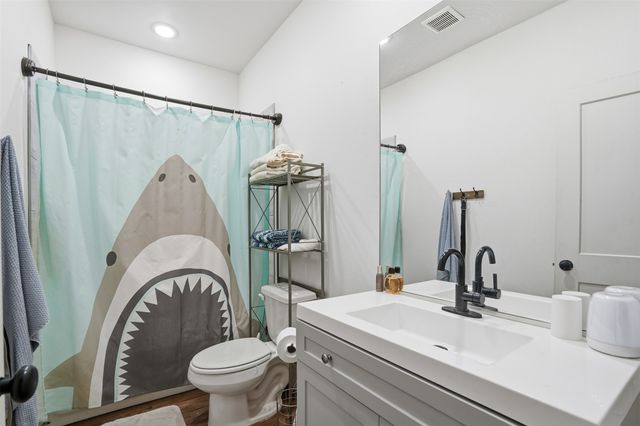 2225 J E Woody Road, Springtown, TX 76082