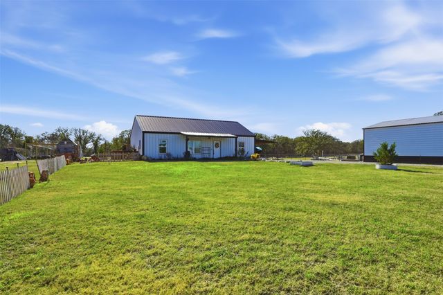 2225 J E Woody Road, Springtown, TX 76082