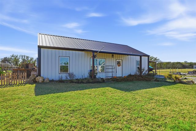 2225 J E Woody Road, Springtown, TX 76082
