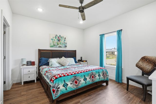 2225 J E Woody Road, Springtown, TX 76082