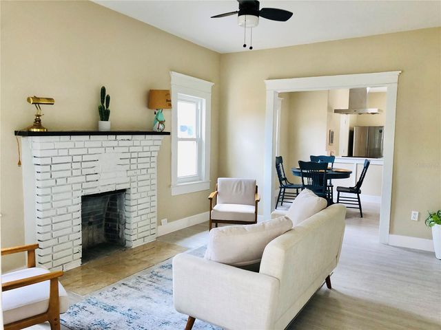 908 VINE AVENUE, Clearwater, FL 33755