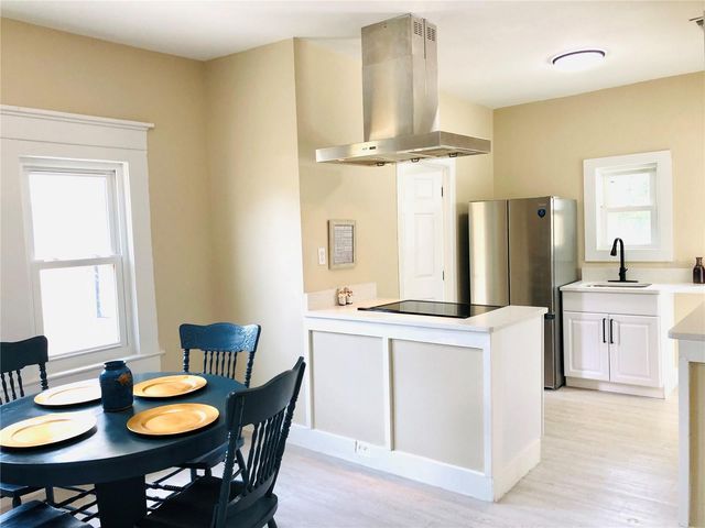908 VINE AVENUE, Clearwater, FL 33755