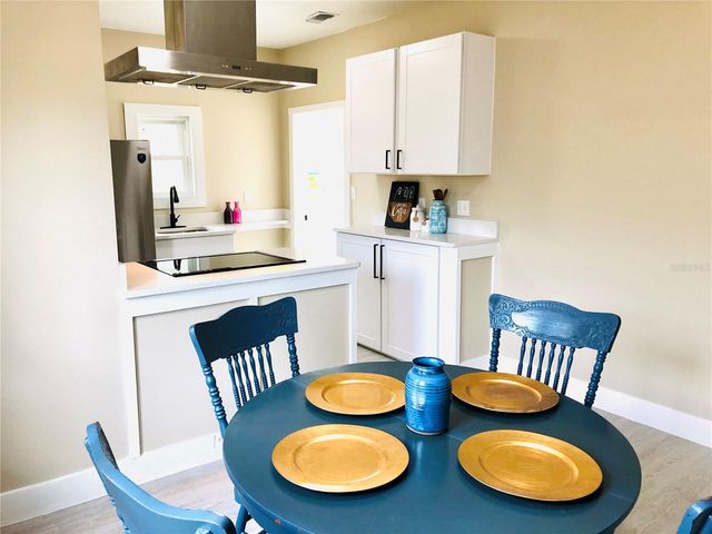 908 VINE AVENUE, Clearwater, FL 33755