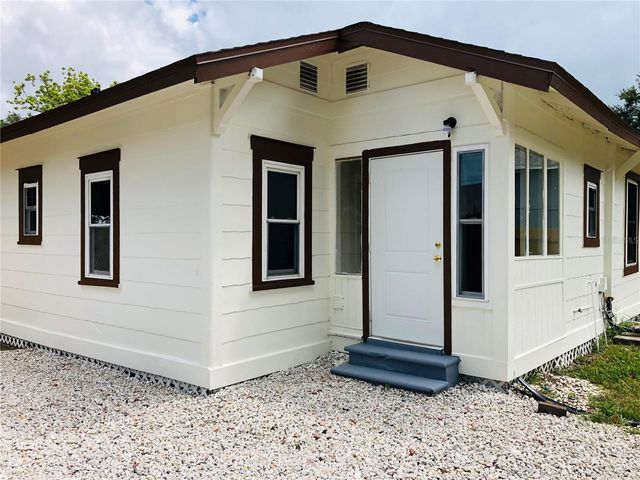 908 VINE AVENUE, Clearwater, FL 33755