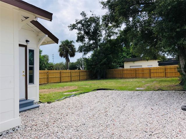908 VINE AVENUE, Clearwater, FL 33755
