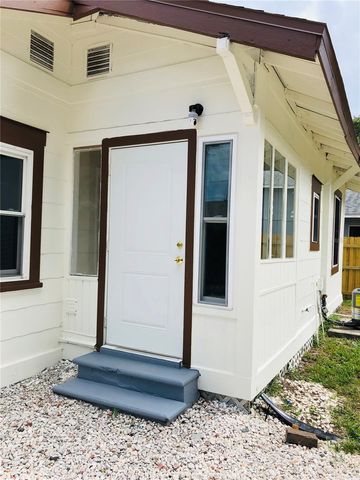 908 VINE AVENUE, Clearwater, FL 33755