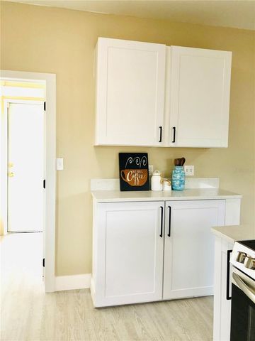 908 VINE AVENUE, Clearwater, FL 33755