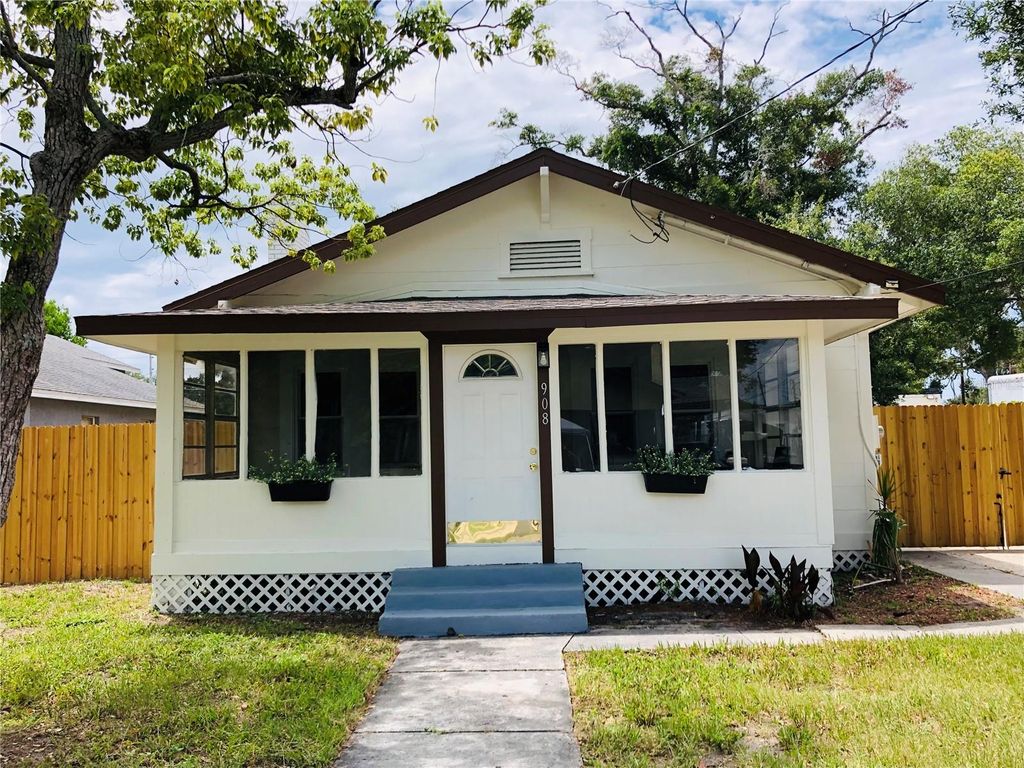 908 VINE AVENUE, Clearwater, FL 33755