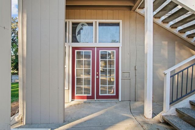 788 E Willow Ave, Manteca, CA 95337