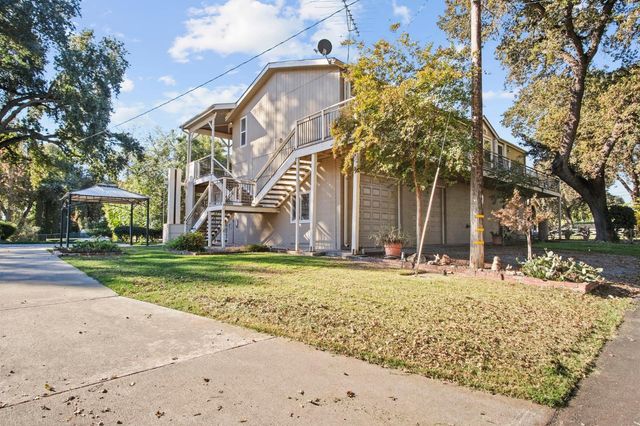 788 E Willow Ave, Manteca, CA 95337