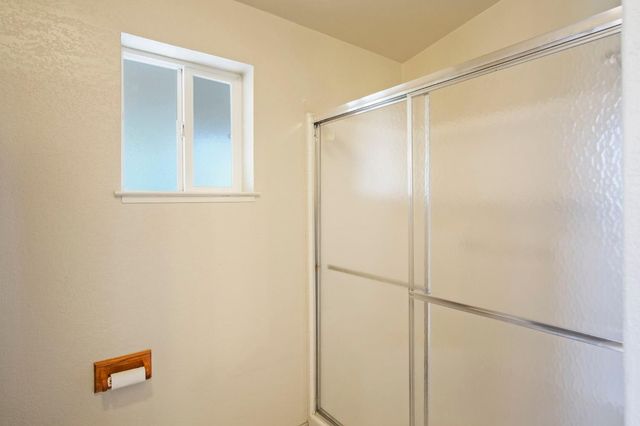 788 E Willow Ave, Manteca, CA 95337