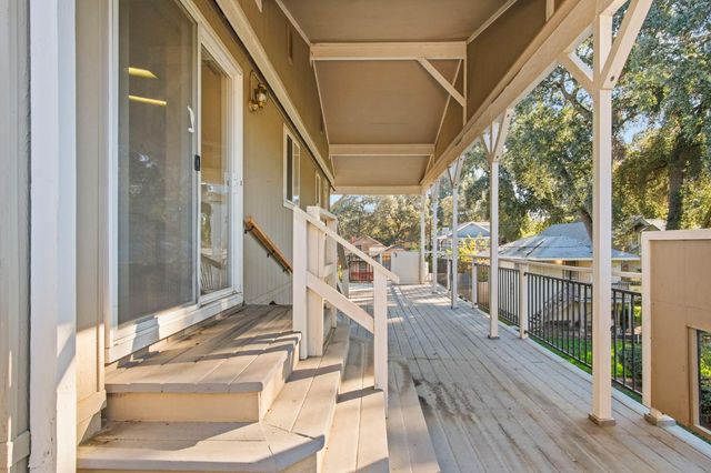 788 E Willow Ave, Manteca, CA 95337