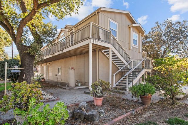 788 E Willow Ave, Manteca, CA 95337