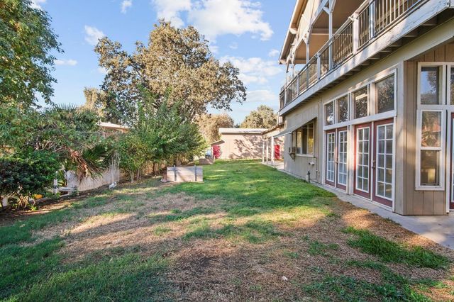 788 E Willow Ave, Manteca, CA 95337