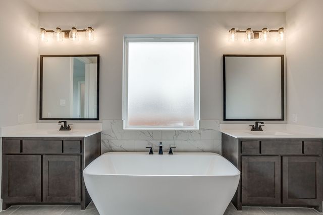 7349 Saker Street, Fort Worth, TX 76179