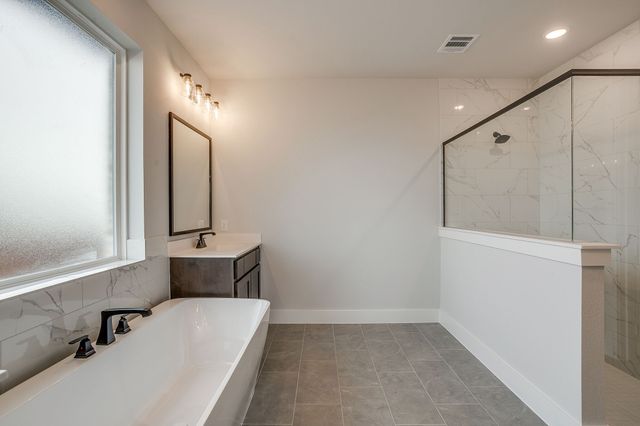 7349 Saker Street, Fort Worth, TX 76179