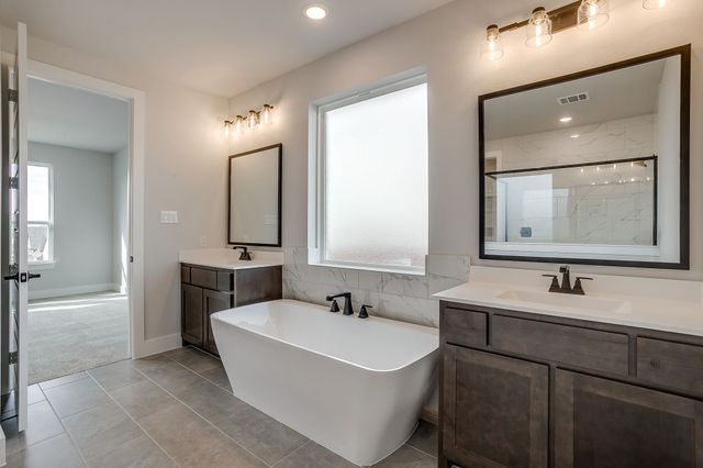 7349 Saker Street, Fort Worth, TX 76179