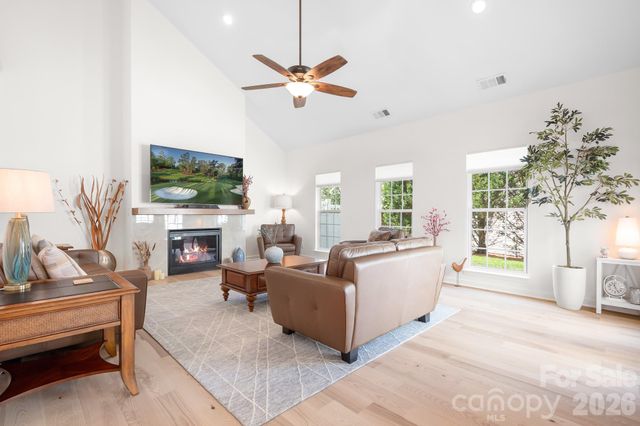 14566 Greenpoint Lane, Huntersville, NC 28078