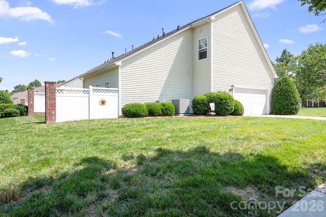 14566 Greenpoint Lane, Huntersville, NC 28078