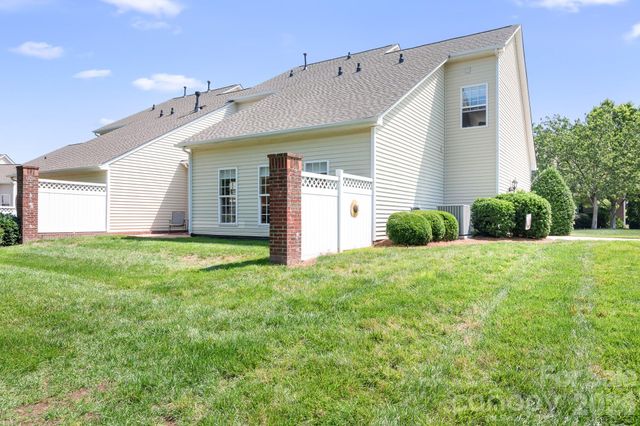 14566 Greenpoint Lane, Huntersville, NC 28078