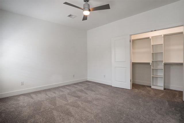 2216 Scenic Bluff Drive, Fort Worth, TX 76111