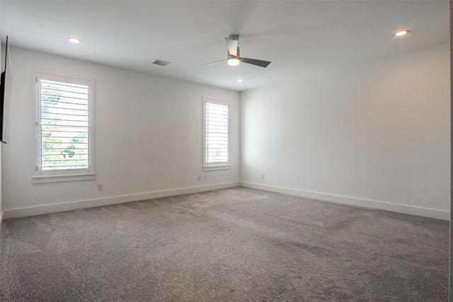 2216 Scenic Bluff Drive, Fort Worth, TX 76111