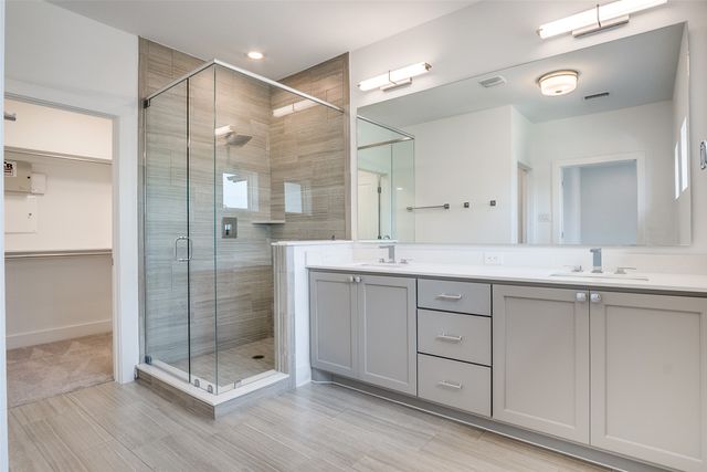 2216 Scenic Bluff Drive, Fort Worth, TX 76111