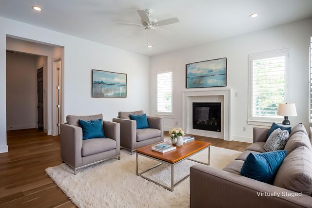 2216 Scenic Bluff Drive, Fort Worth, TX 76111