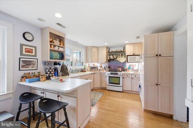 6202 ROCK HALL RD, Rock Hall, MD 21661
