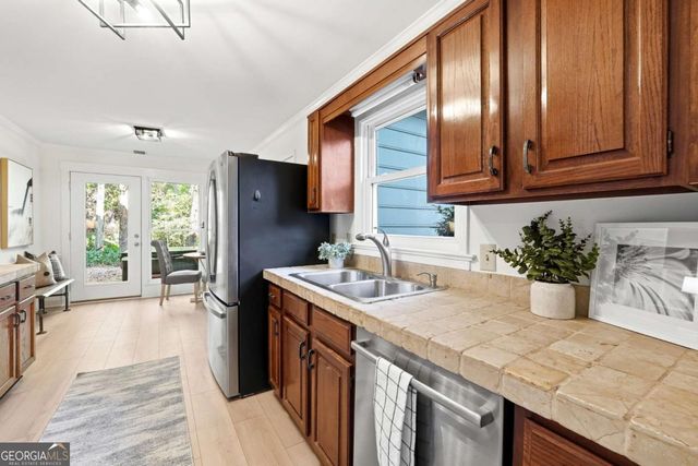 4314 Keheley Lake Court NE, Marietta, GA 30066