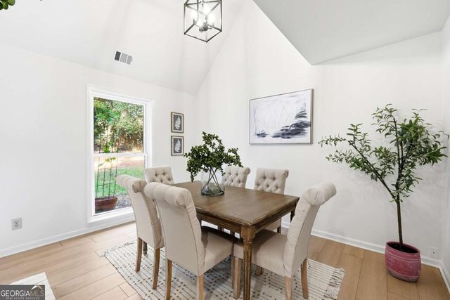 4314 Keheley Lake Court NE, Marietta, GA 30066