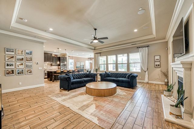 1439 N Maine Avenue, Clovis, CA 93619