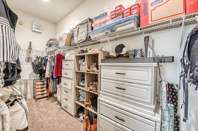 1439 N Maine Avenue, Clovis, CA 93619