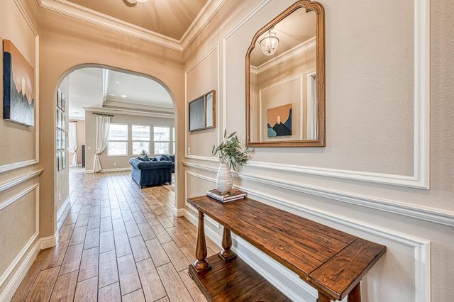 1439 N Maine Avenue, Clovis, CA 93619