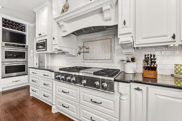 5909 Oso Pkwy, Corpus Christi, TX 78414