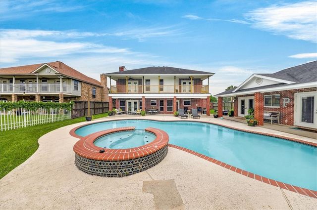 5909 Oso Pkwy, Corpus Christi, TX 78414