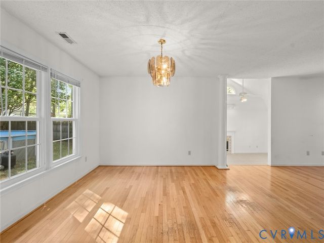 10713 Hamlin Way, Chester, VA 23831